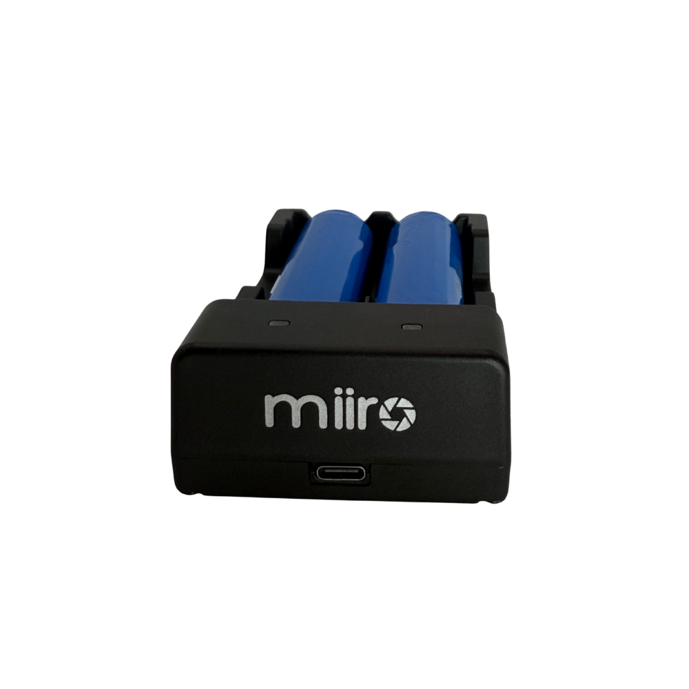 Duo Battery charger 3.png__PID:25e066bb-3dbd-4ce4-ae97-29ce0b3d7372